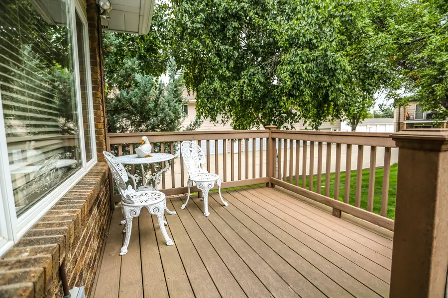 1003 N 4th Street, Aberdeen, SD 57401 - #3