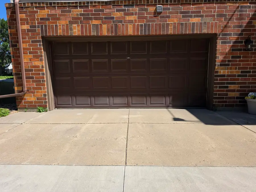 1505 E Melgaard Road, Aberdeen, SD 57401 - #2