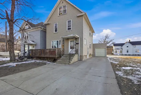 608 S 1st Street, Aberdeen, SD 57401