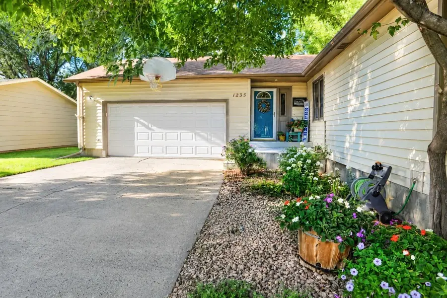 1235 Casper Avenue, Aberdeen, SD 57401 - #2