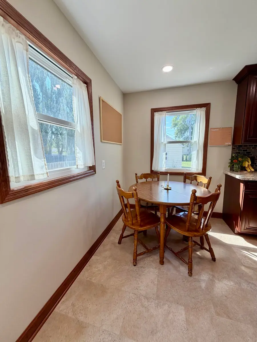 816 NE 5th Avenue, Aberdeen, SD 57401 - #3