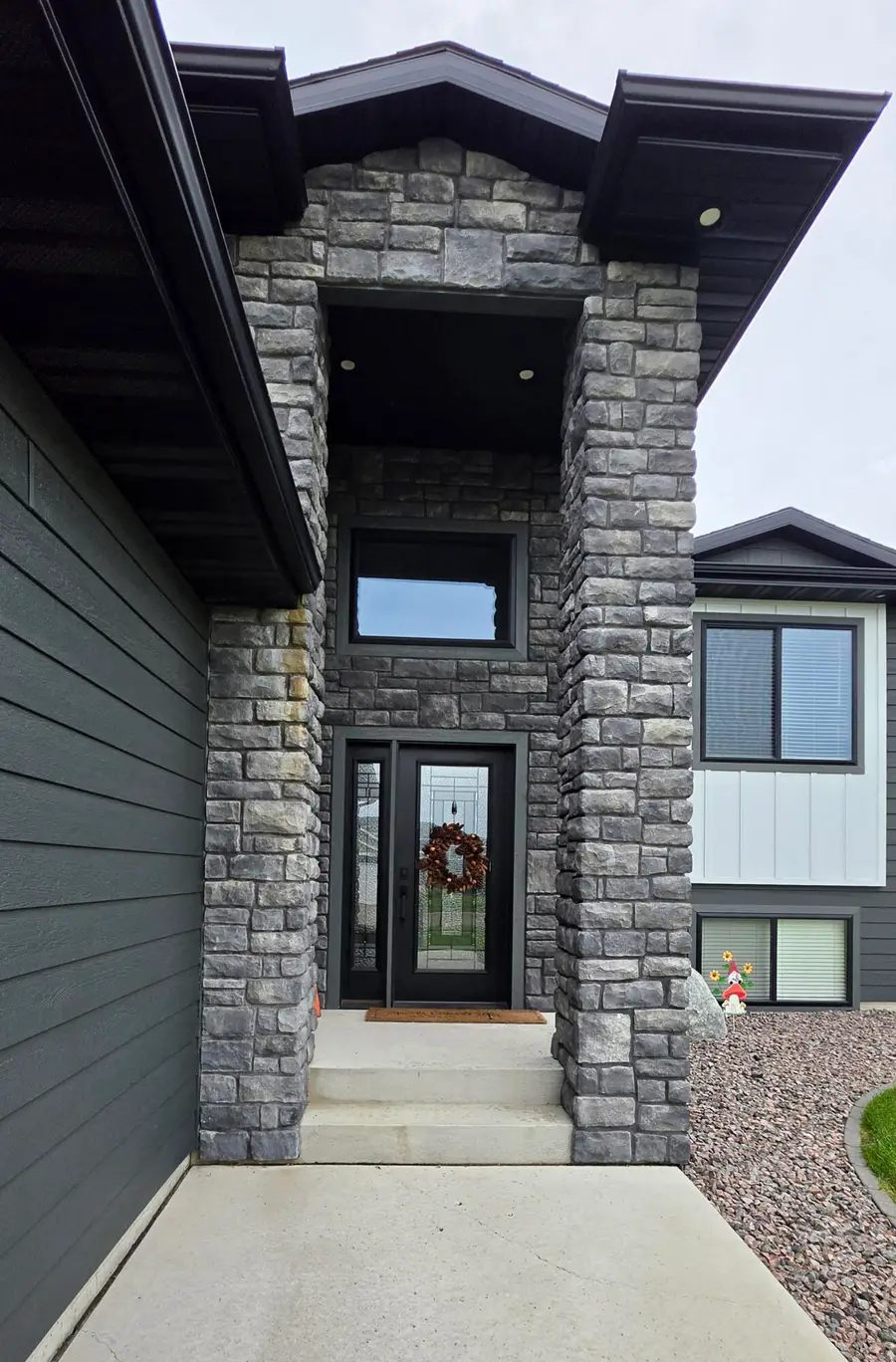 1824 SE 24th Avenue, Aberdeen, SD 57401 - #2