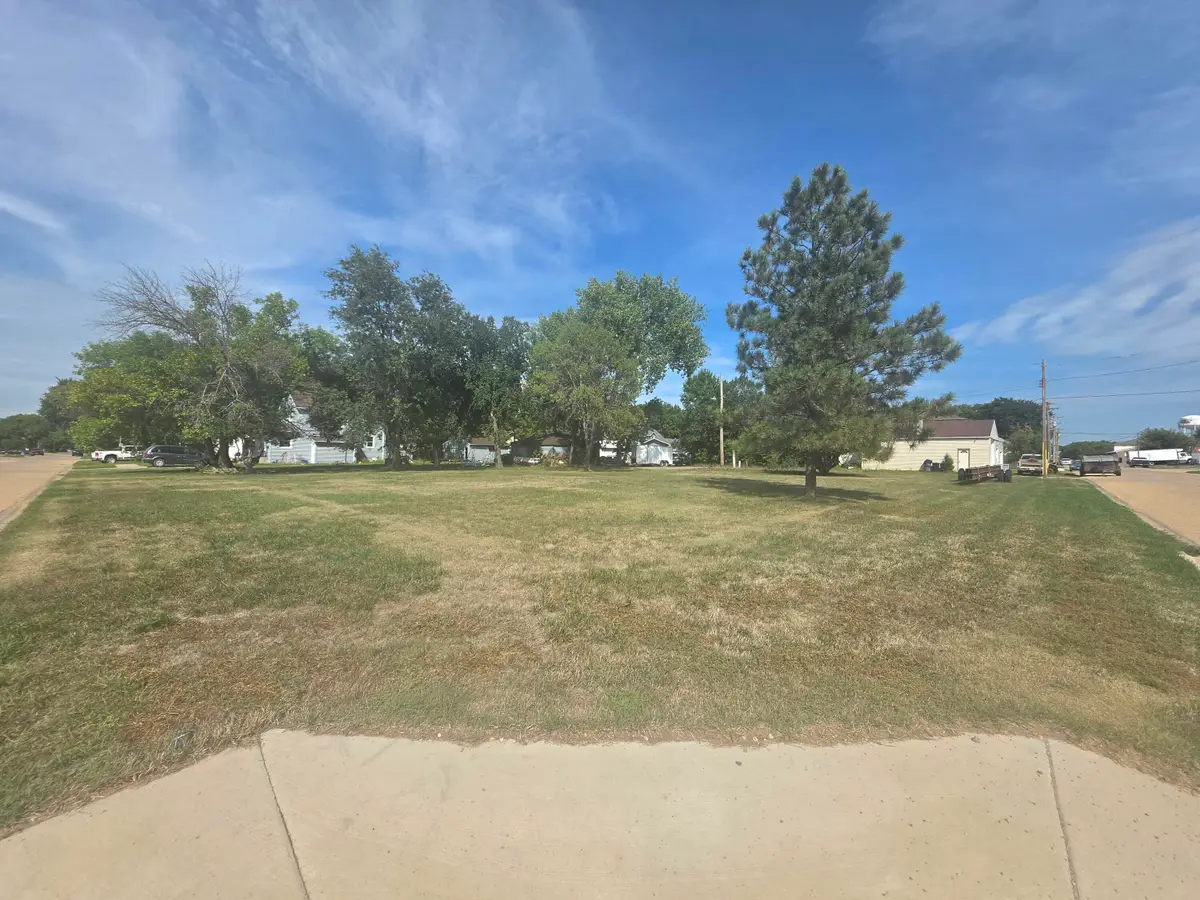 1017 S 4th Street, Aberdeen, SD 57401 - #1
