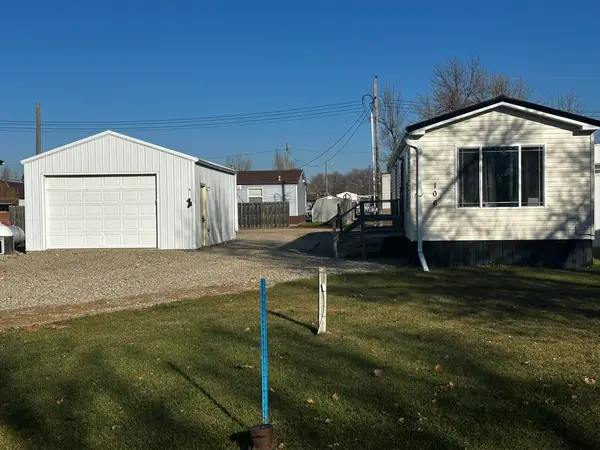 106 Skinner Street, Akaska, SD 57420