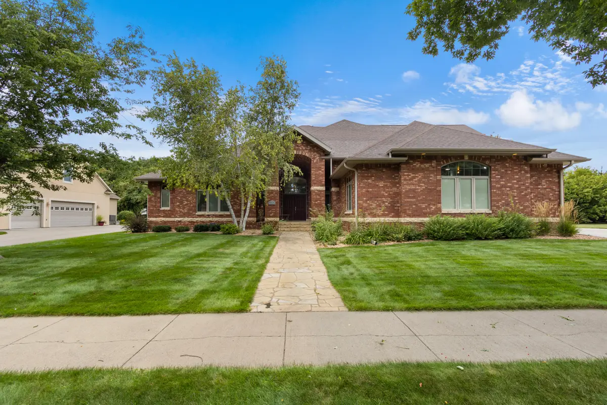 1711 Maplewood Lane, Aberdeen, SD 57401 - #1