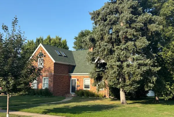 1223 N 1st Street, Aberdeen, SD 57401