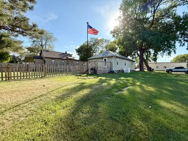 1004 S Main Street, Redfield, SD 57469
