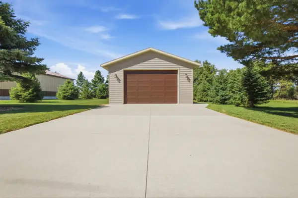 262 S Sunset Drive, Ipswich, SD 57451