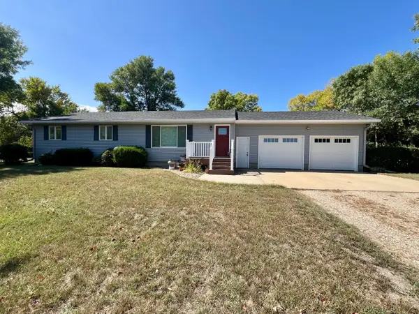 12979 Richmond Heights Drive, Aberdeen, SD 57401