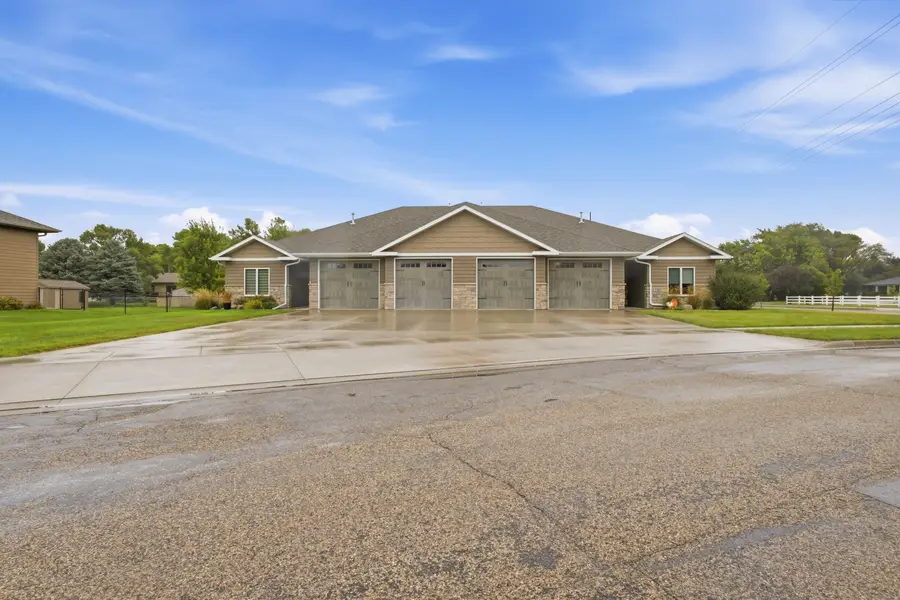 2305 SE 16th Avenue, Aberdeen, SD 57401 - #2