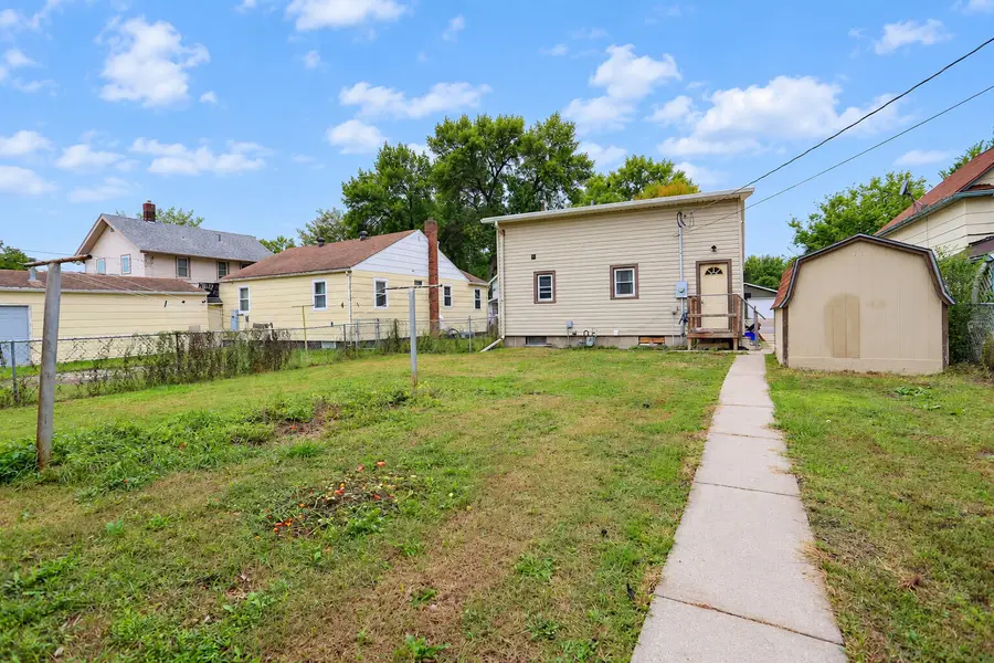 510 N Lloyd Street, Aberdeen, SD 57401 - #3