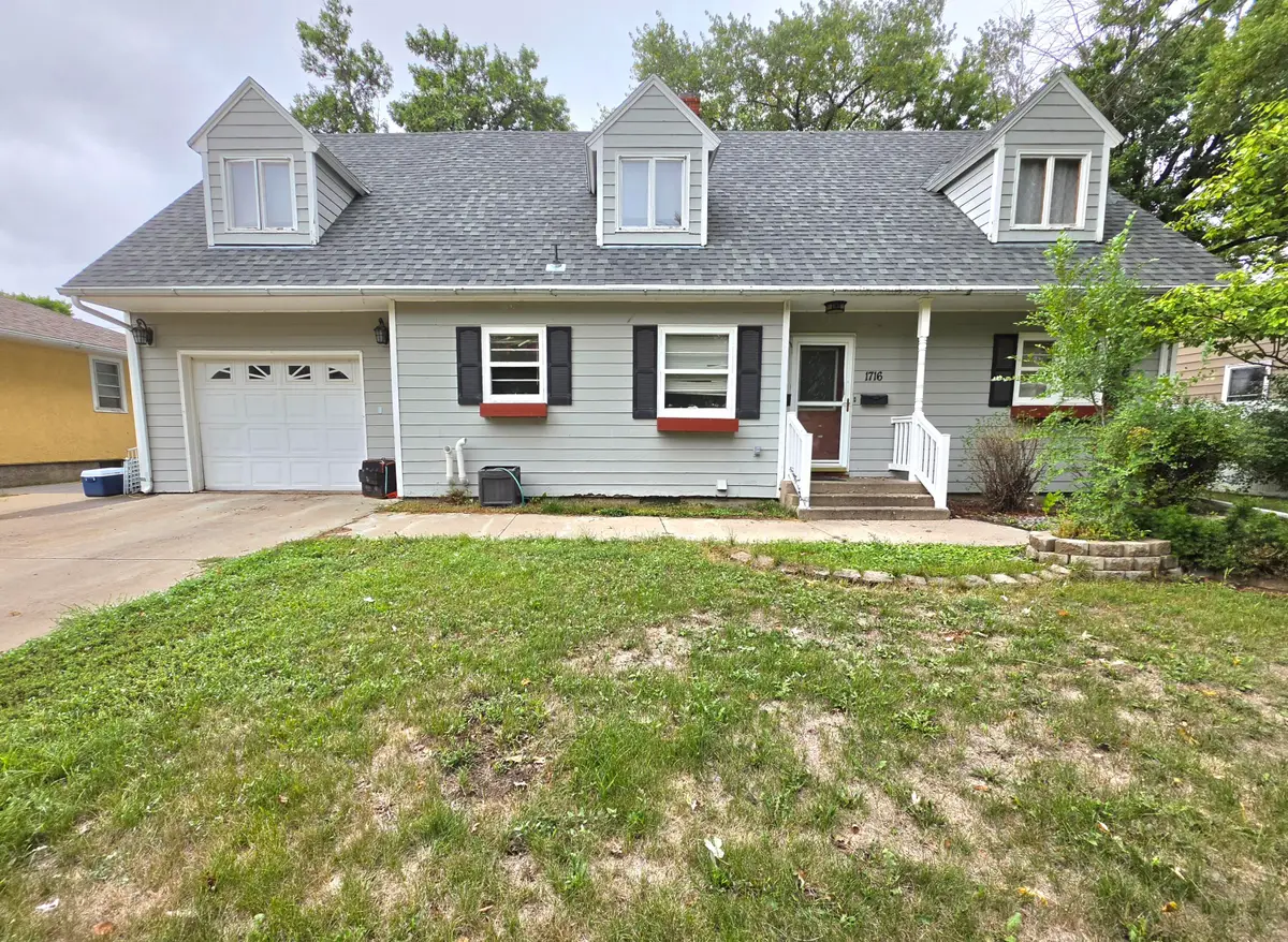 1716 S 3rd Street, Aberdeen, SD 57401 - #1