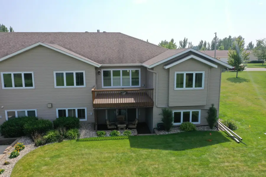 2008 NW 20th Avenue, Aberdeen, SD 57401 - #2