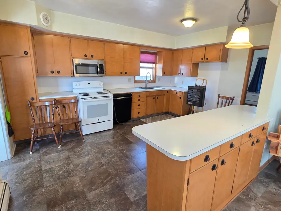 393 Marsh Street, Hoven, SD 57450 - #3