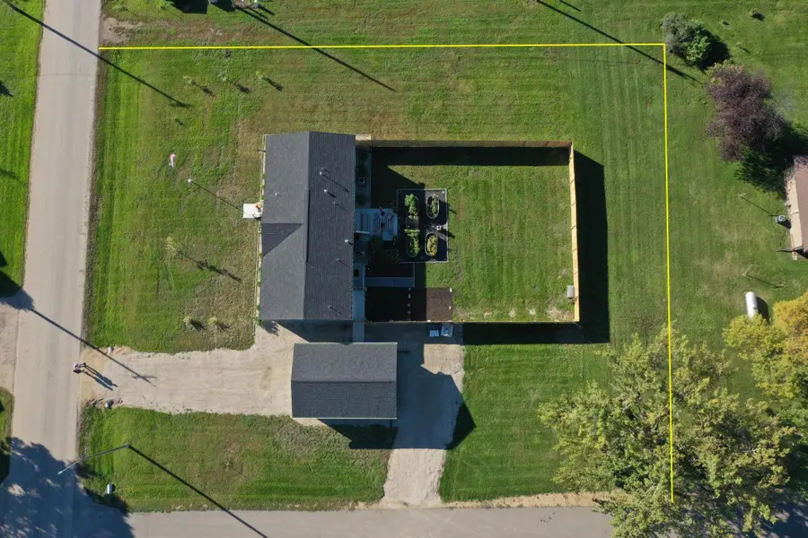 328 1st Avenue, Mellette, SD 57461 - #3