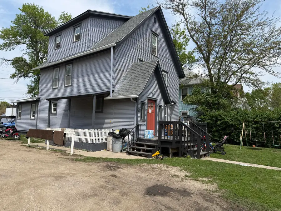 415 N Lincoln Street, Aberdeen, SD 57401 - #2