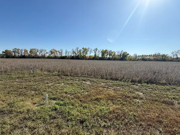 2485 Howling Woods Lane, Aberdeen, SD 57401