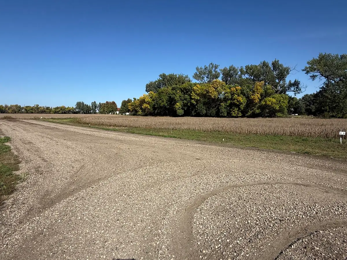 2395 Howling Woods Lane, Aberdeen, SD 57401 - #1