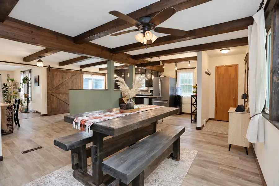 307 S Vivian Street, Aberdeen, SD 57401 - #3