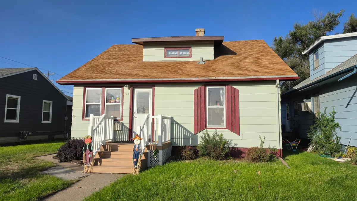 405 N 3rd Street, Aberdeen, SD 57401 - #1