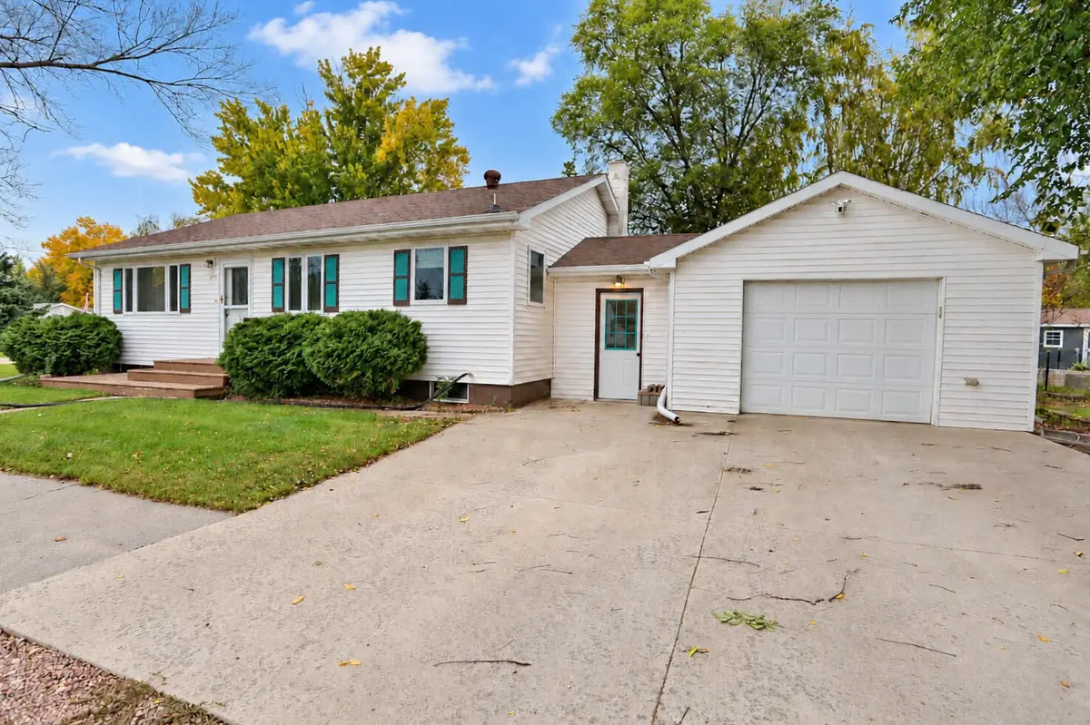 320 Wilmot Avenue, Ipswich, SD 57451 - #1