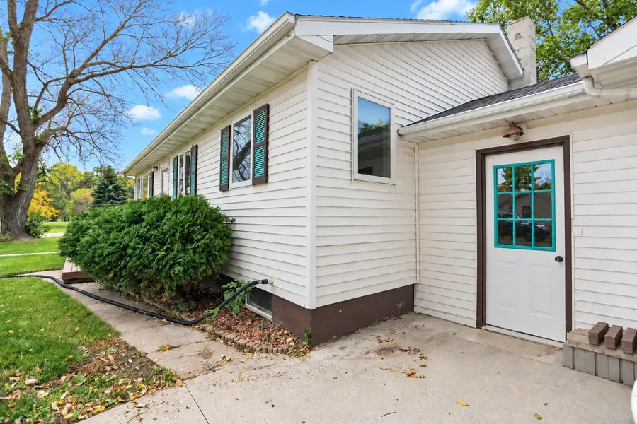 320 Wilmot Avenue, Ipswich, SD 57451 - #3