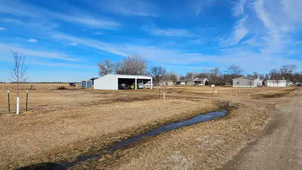 35 E Campbell Avenue, Stratford, SD 57474