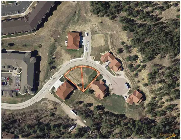 2427 Holiday Ln, Rapid City, SD 57702