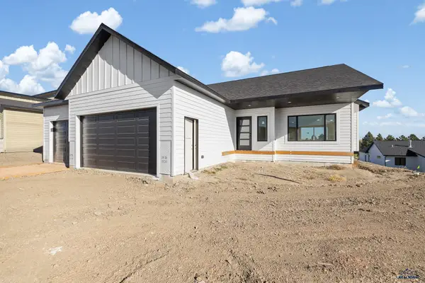 3408 Taylor Made Dr, Rapid City, SD 57703