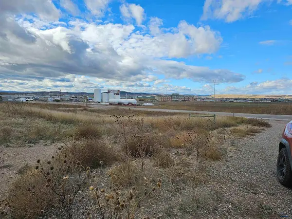 3637 Edwards St, Rapid City, SD 57703