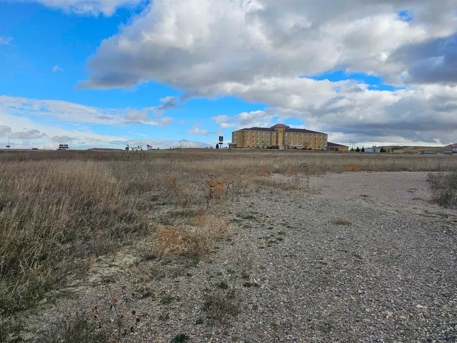 3637 Edwards St, Rapid City, SD 57703 - #2