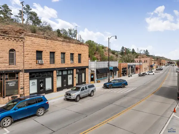 505 N River St, Hot Springs, SD 57747