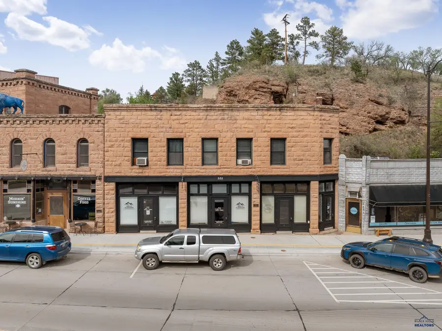 505 N River St, Hot Springs, SD 57747 - Image #3