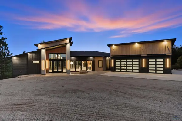 11246 Paradise Gulch Loop, Lead, SD 57754-0000