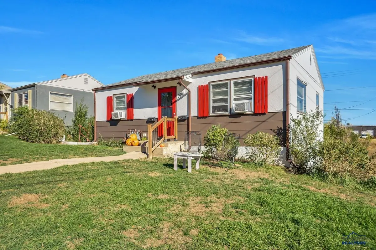 1918 Ivy Ave, Rapid City, SD 57701 - #1