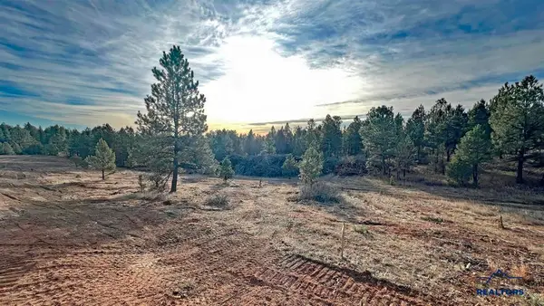 Lot 3 Westwind Dr, Hot Springs, SD 57747