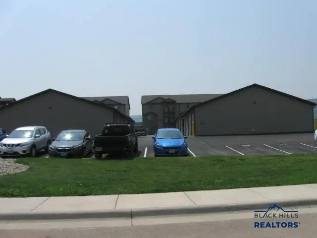 1920 SW Monte Vista Dr, Rapid City, SD 57703-9040 - Image #2