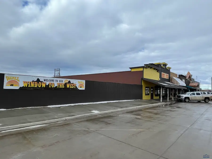 519 & 525 Main St, Wall, SD 57790 - Image #2