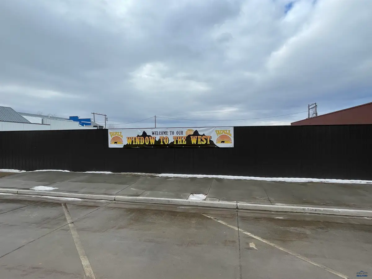 519 Main St, Wall, SD 57790 - Image #1