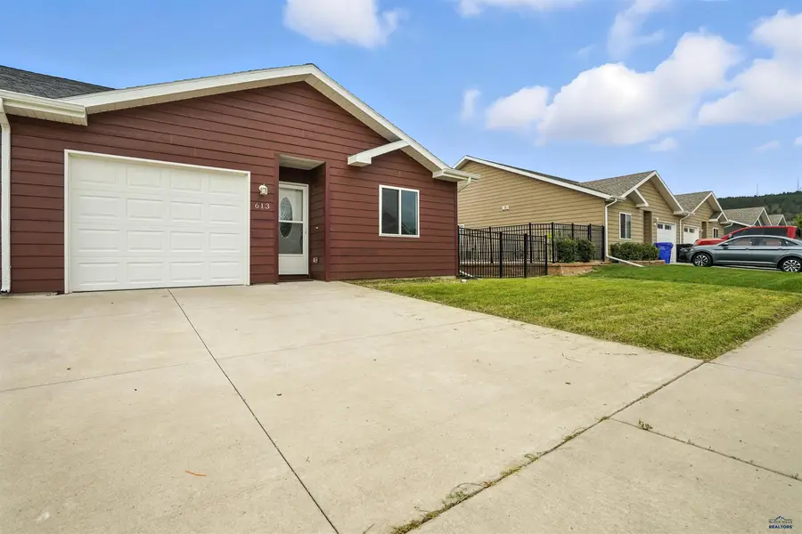613 Kathryn Ave, Rapid City, SD 57701 - Image #3