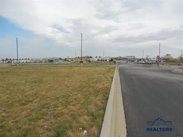 3241 E Mall Dr, Rapid City, SD 57701