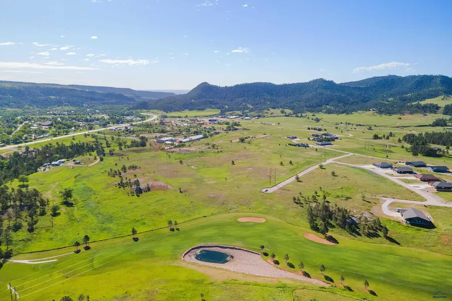 725 Robins Dr, Hot Springs, SD 57747 - Image #3