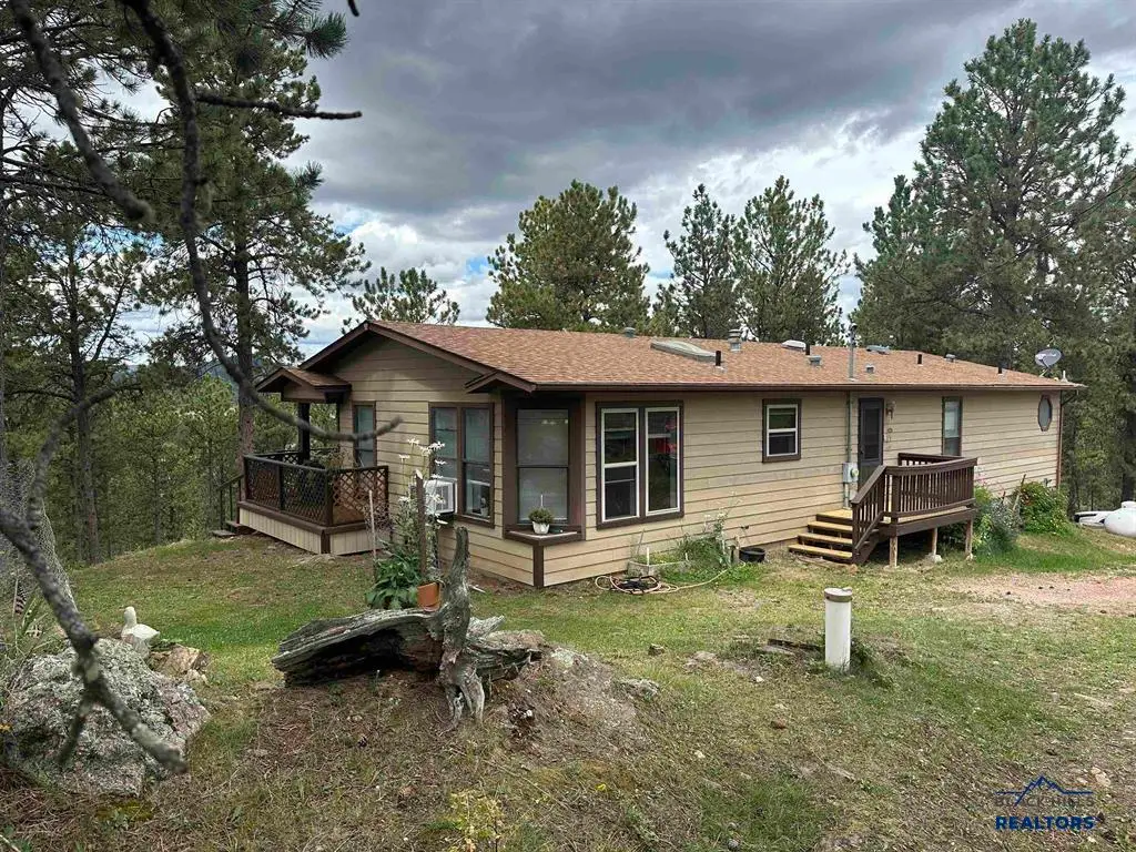 12127 Chickadee Ln, Custer, SD 57730 - Image #1