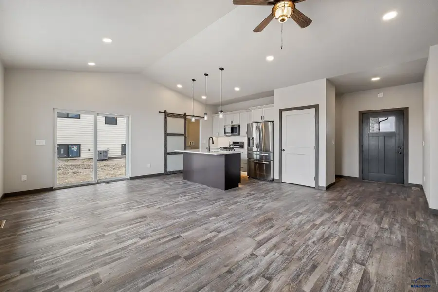 4846 Papillon Dr, Rapid City, SD 57703 - Image #2