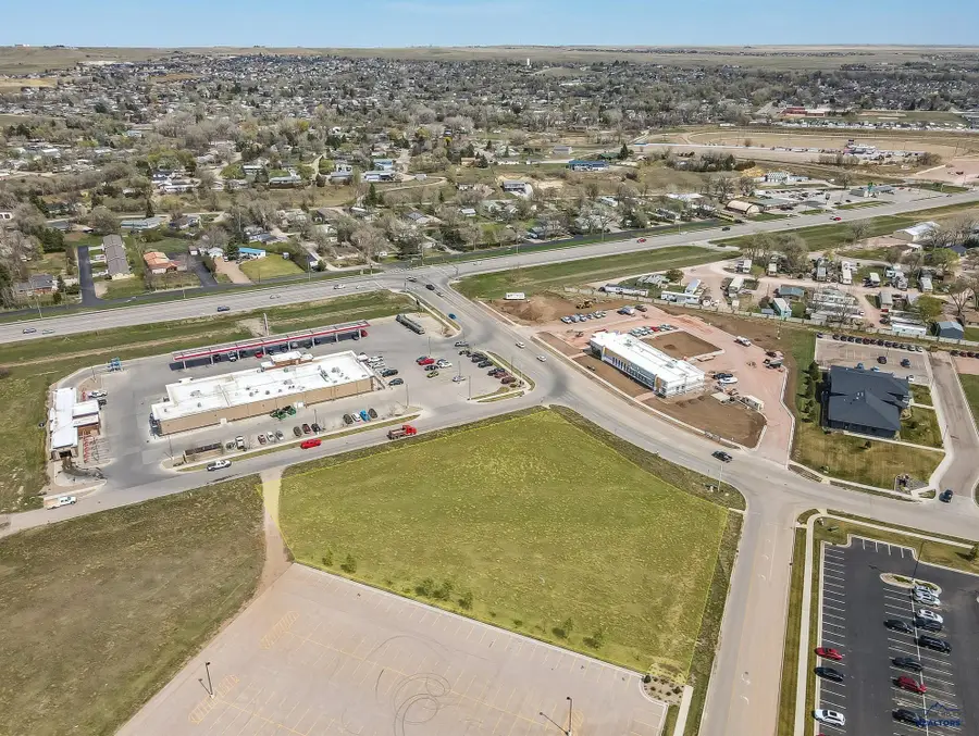 2527 Elderberry Blvd, Rapid City, SD 57703-0000 - #2