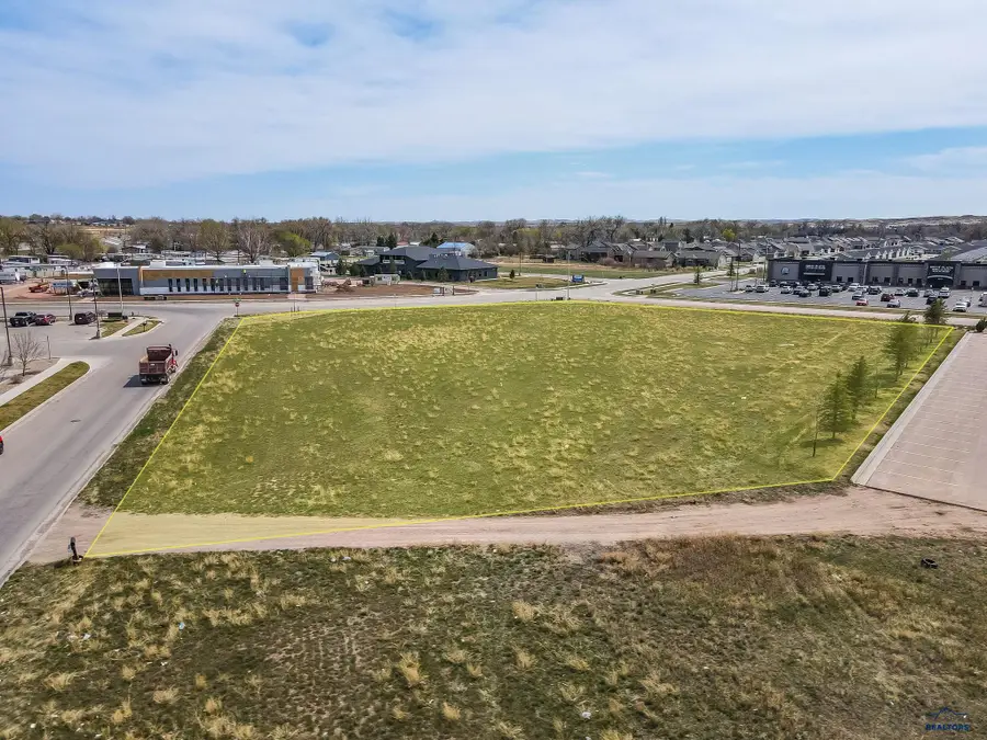 2527 Elderberry Blvd, Rapid City, SD 57703-0000 - #3