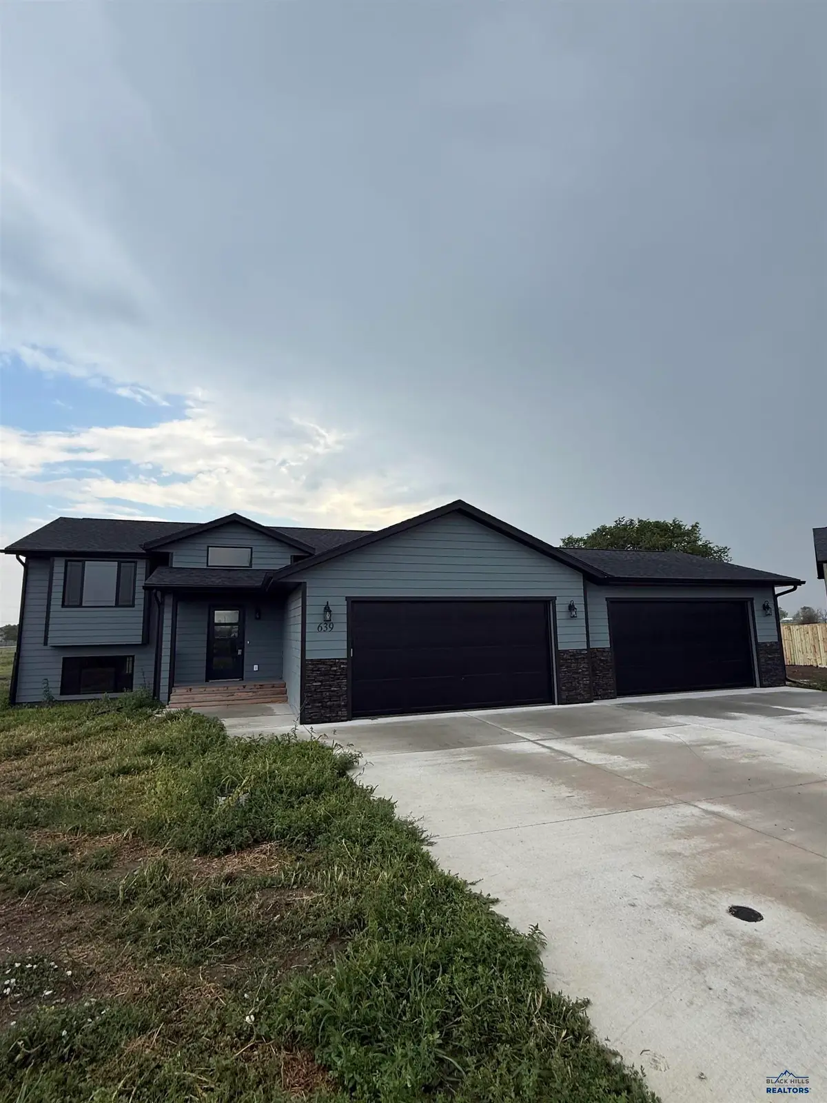 639 Eagle Ct, Box Elder, SD 57719 - Image #1