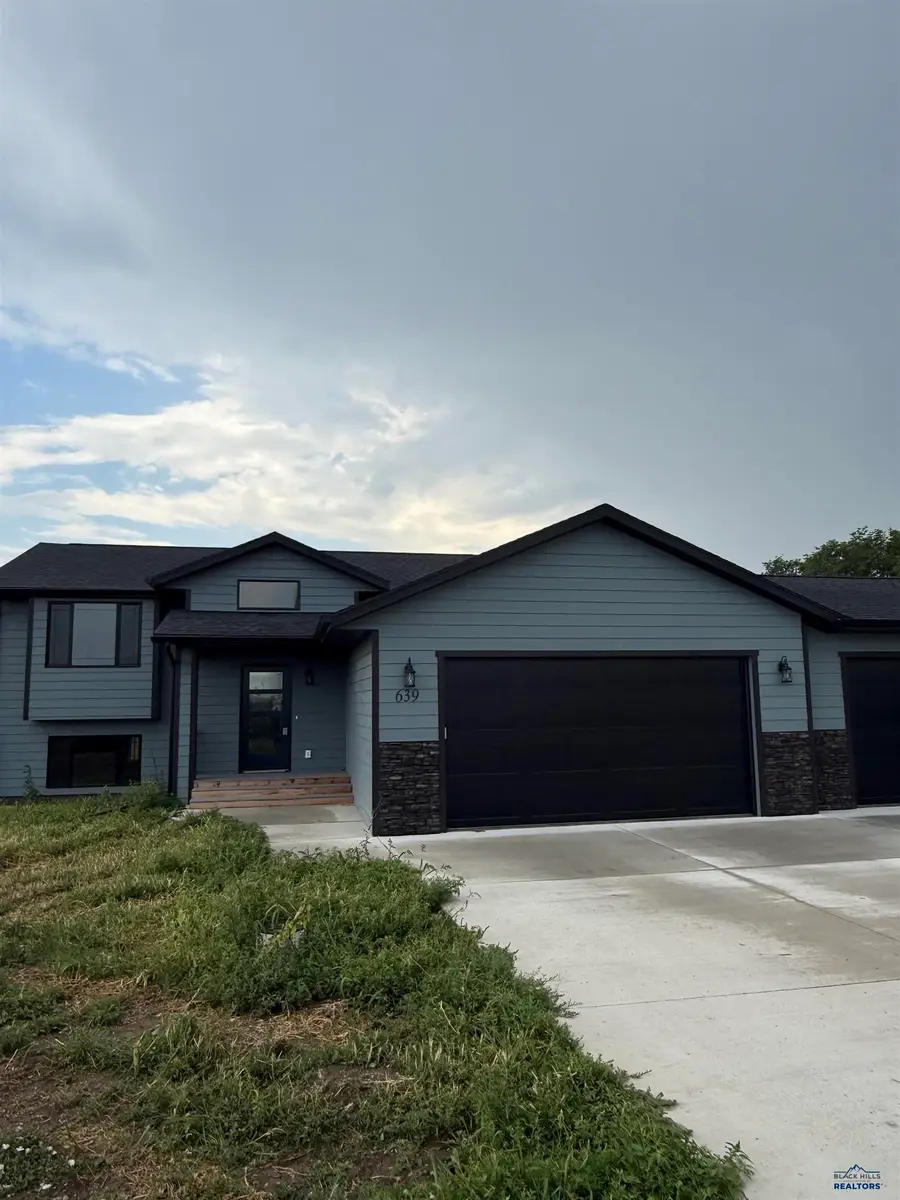 639 Eagle Ct, Box Elder, SD 57719 - Image #2