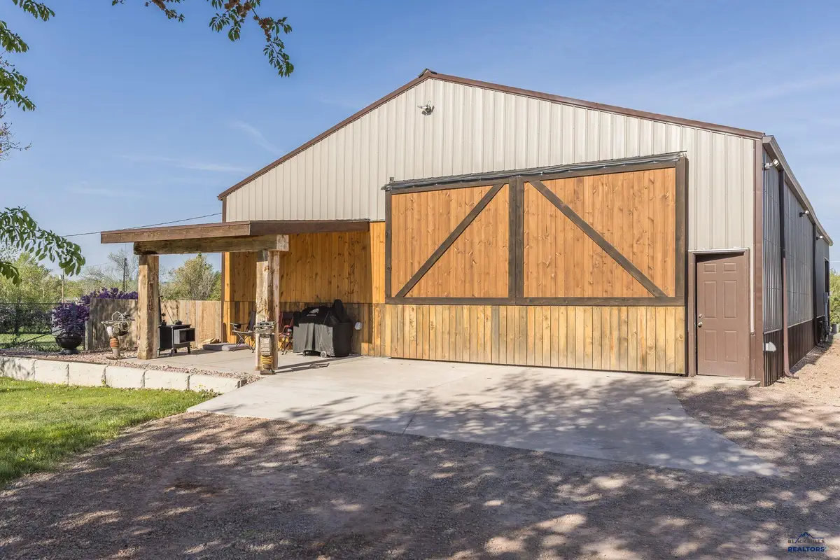 969 N Valley Dr, Rapid City, SD 57703 - Image #1