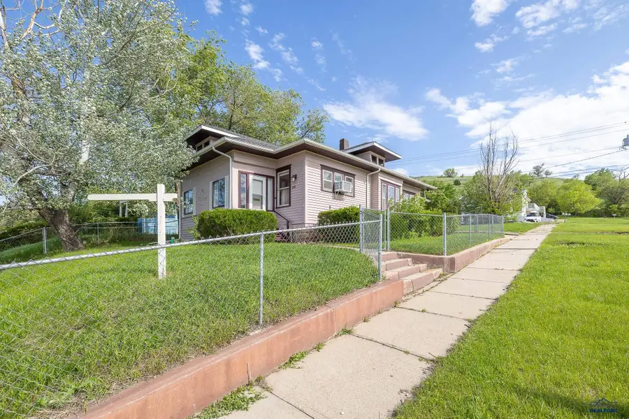 231 Quincy, Rapid City, SD 57701 - Image #2